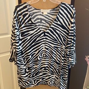 Michael Kors Zebra Print V-Neck Top W/ Bat Wing / Flare Sleeves Size 1X